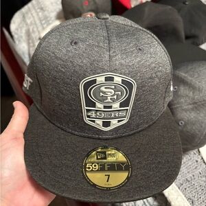 Dark gray and black size 7 new era 49ers